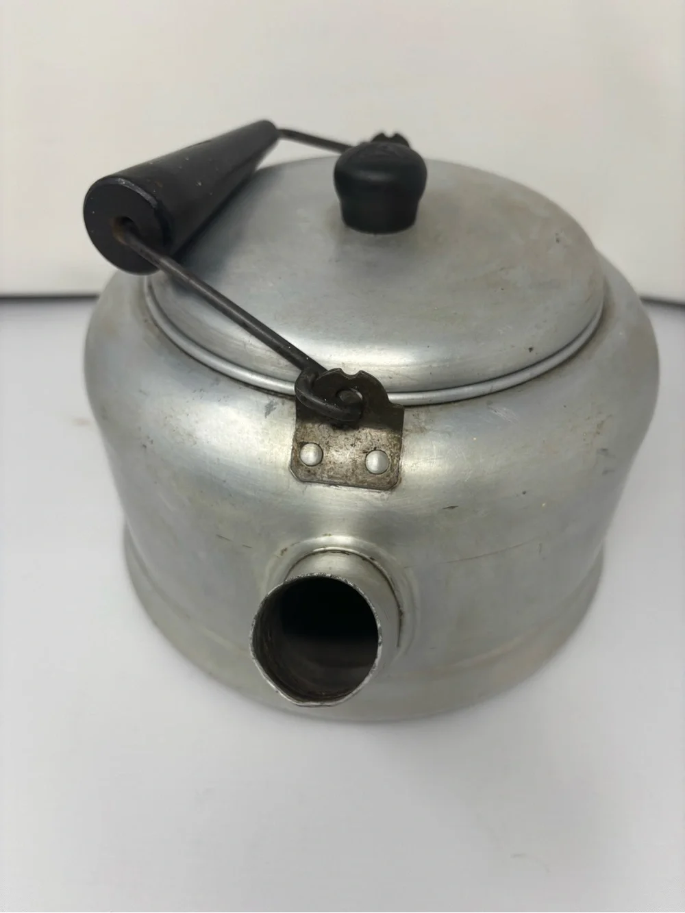 Classic vintage Aluminum Whistling Kettle with Black Handle